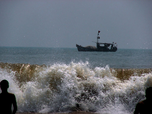 সমুদ্র ফের কাড়ল প্রাণ সমুদ্র ফের কাড়ল প্রাণ