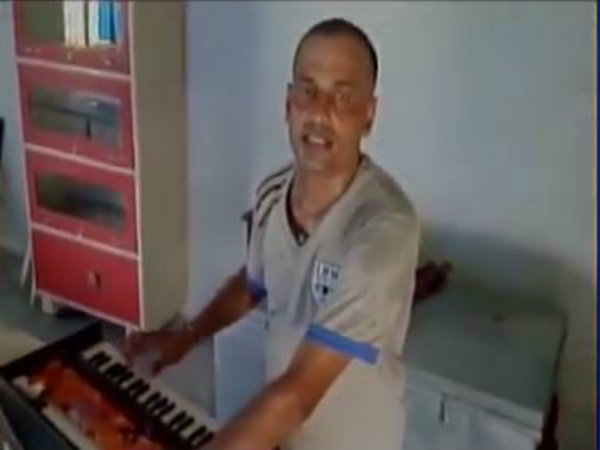বিহারে দ্বাদশ শ্রেণিতে প্রথম স্থানাধিকারী গ্রেফতার বিহারে দ্বাদশ শ্রেণিতে প্রথম স্থানাধিকারী গ্রেফতার