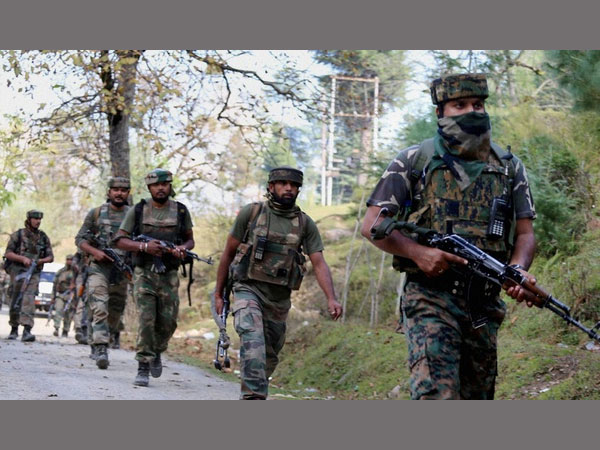 সীমান্তে ৫ পাকিস্তানি সেনাকে খতম করল ভারতীয় সেনা সীমান্তে ৫ পাকিস্তানি সেনাকে খতম করল ভারতীয় সেনা