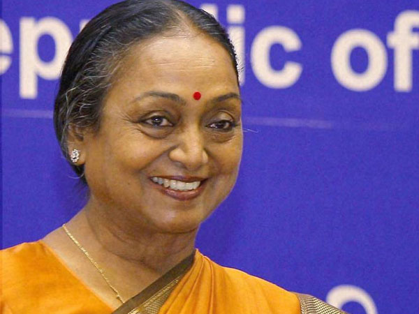দলিত প্রার্থীর বিরুদ্ধে দলিতের ওপরই ভরসা রাখল বিরোধী শিবির, কে সেই প্রার্থী জেনে নিন দলিত প্রার্থীর বিরুদ্ধে দলিতের ওপরই ভরসা রাখল বিরোধী শিবির, কে সেই প্রার্থী জেনে নিন
