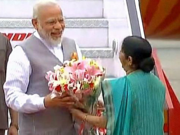তিন দেশের সফর সেরে যা নিয়ে দিল্লি ফিরলেন প্রধানমন্ত্রী মোদী তিন দেশের সফর সেরে যা নিয়ে দিল্লি ফিরলেন প্রধানমন্ত্রী মোদী