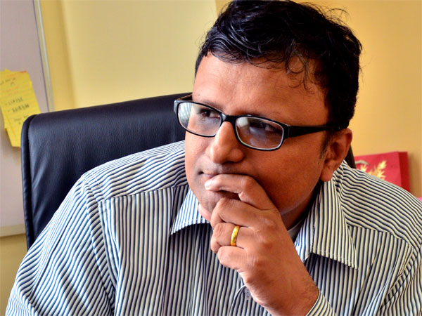দূরদর্শন ঠিকঠাক বাজারে নামলে অন্য চ্যানেল ফ্যাকাসে লাগবে: প্রসার ভারতী প্রধান দূরদর্শন ঠিকঠাক বাজারে নামলে অন্য চ্যানেল ফ্যাকাসে লাগবে: প্রসার ভারতী প্রধান