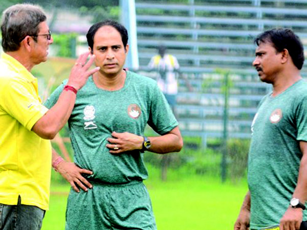 সাত বছর কলকাতা লিগ পায় নি মোহনবাগান, সমর্থকদের উদ্দেশ্যে আপনার বার্তা কী ?