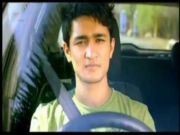 উঠতি অভিনেতাদের লালসার শিকার বানান মহিলা পরিচালকরা উঠতি অভিনেতাদের লালসার শিকার বানান মহিলা পরিচালকরা
