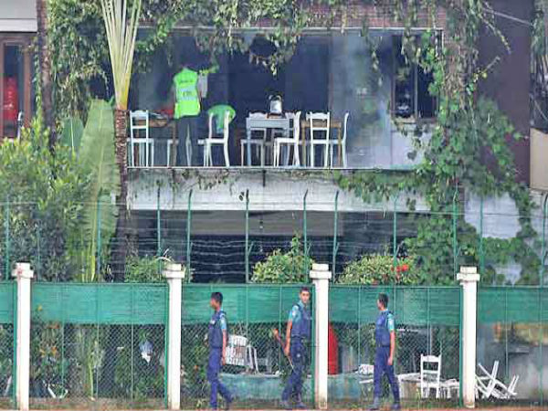 ঢাকায় চাঞ্চল্যকর স্বীকারোক্তি খাগড়াগড় অভিযুক্তের ঢাকায় চাঞ্চল্যকর স্বীকারোক্তি খাগড়াগড় অভিযুক্তের