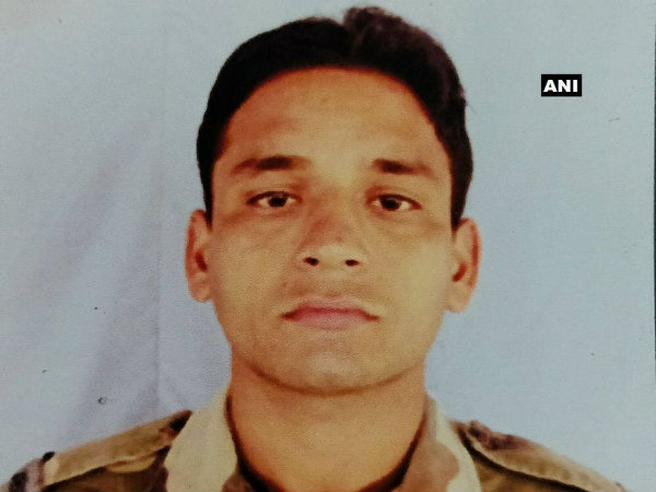 ফের সীমান্তে সংঘর্ষ বিরতি চুক্তি লঙ্ঘন পাকিস্তানের, শহিদ এক ভারতীয় জওয়ান ফের সীমান্তে সংঘর্ষ বিরতি চুক্তি লঙ্ঘন পাকিস্তানের, শহিদ এক ভারতীয় জওয়ান