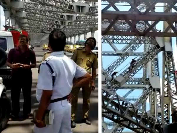 হাওড়া ব্রিজে ফের মানসিক ভারসাম্যহীন হাওড়া ব্রিজে ফের মানসিক ভারসাম্যহীন