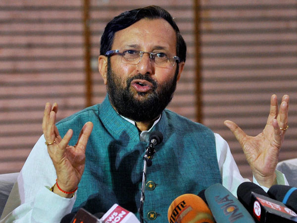 'নিট' পরীক্ষায় সব ভাষায় একই প্রশ্নপত্র হবে, আশ্বাস জাভড়েকরের 'নিট' পরীক্ষায় সব ভাষায় একই প্রশ্নপত্র হবে, আশ্বাস জাভড়েকরের