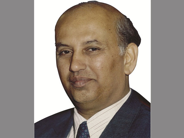 প্রখ্যাত বিজ্ঞানী ও ইসরোর প্রাক্তন প্রধান ইউ আর রাও-এর জীবনাবসান প্রখ্যাত বিজ্ঞানী ও ইসরোর প্রাক্তন প্রধান ইউ আর রাও-এর জীবনাবসান
