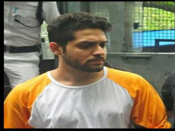 আদালতে গিয়ে ফের হতাশ অভিনেতা বিক্রম আদালতে গিয়ে ফের হতাশ অভিনেতা বিক্রম