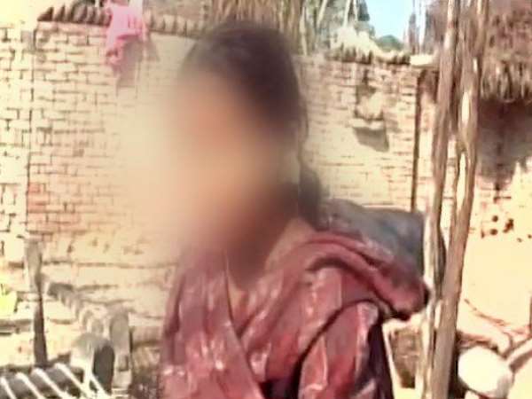 টাকার লোভে এই কাজও সম্ভব টাকার লোভে এই কাজও সম্ভব