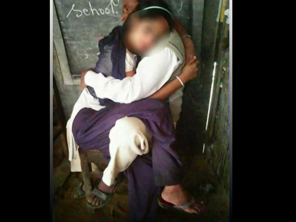 স্কুলের মধ্যেই অশ্লীলতা