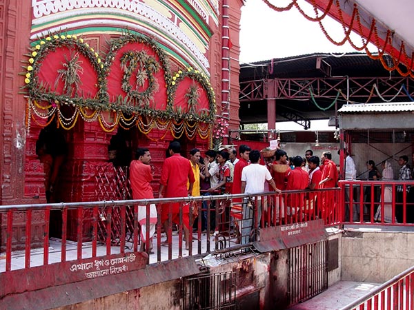 কৌশিকী অমাবস্যায় কেন তারাপীঠে বিশেষ পূজা আয়োজিত হয় ?