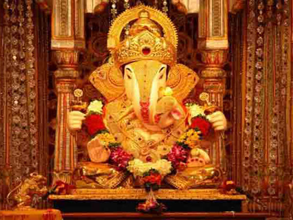 গণেশ পুজো ও রঙের ব্যবহার