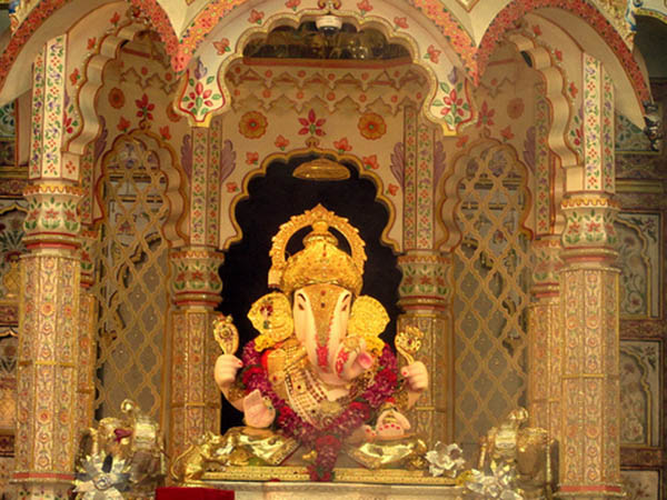 কোন ঘরে রাখা যাবে না গণেশ মূর্তি ?