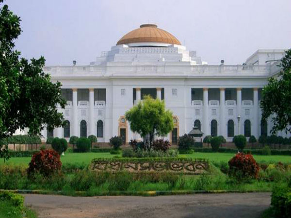 রাজ্য বিধানসভায় আজ এই গুরুত্বপূর্ণ বিষয় নিয়ে আলোচনা রাজ্য বিধানসভায় আজ এই গুরুত্বপূর্ণ বিষয় নিয়ে আলোচনা