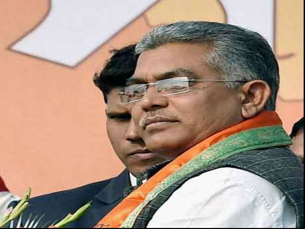 তৃণমূলের ভাঙন নিয়ে জল্পনা বাড়ালেন দিলীপ ঘোষ তৃণমূলের ভাঙন নিয়ে জল্পনা বাড়ালেন দিলীপ ঘোষ