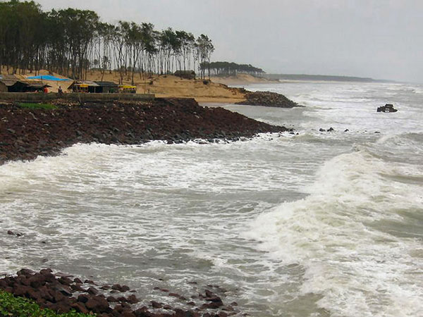 দিঘার সমুদ্রে ড্রোনের ধ্বংসাবশেষ! বিকট গর্জন কি তবে মিসাইল-মহড়াতেই দিঘার সমুদ্রে ড্রোনের ধ্বংসাবশেষ! বিকট গর্জন কি তবে মিসাইল-মহড়াতেই