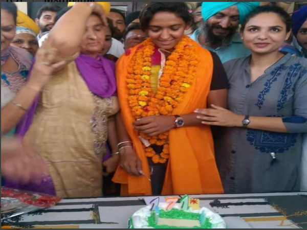 গর্বিত করেছেন হরমনপ্রীত গর্বিত করেছেন হরমনপ্রীত