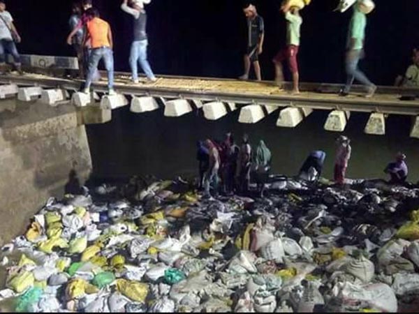 এনজেপি-র সঙ্গে রেল যোগাযোগ কবে থেকে, দেখুন ছবি এনজেপি-র সঙ্গে রেল যোগাযোগ কবে থেকে, দেখুন ছবি
