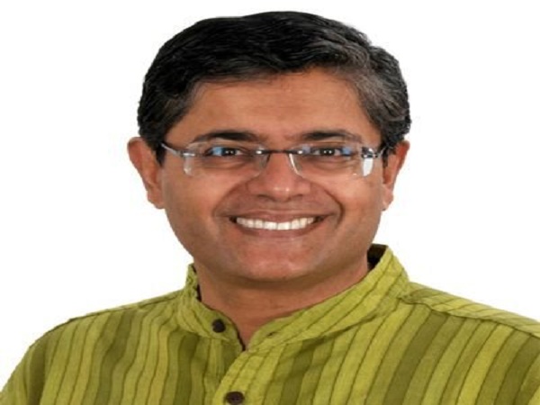 সুপ্রিমকোর্টের রায়ে কি প্রভাব পড়বে আধার- প্যান সংযুক্তিকরণে, কী বলছে বিজেপি সুপ্রিমকোর্টের রায়ে কি প্রভাব পড়বে আধার- প্যান সংযুক্তিকরণে, কী বলছে বিজেপি