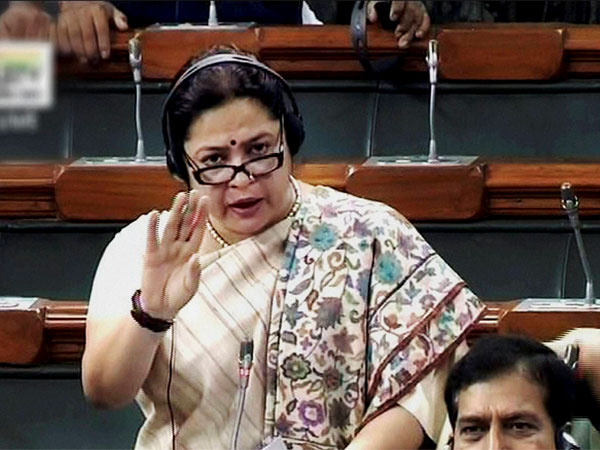 গোমূত্রেই নাকি রোগ নিরাময়, দাওয়াই সংসদে গোমূত্রেই নাকি রোগ নিরাময়, দাওয়াই সংসদে