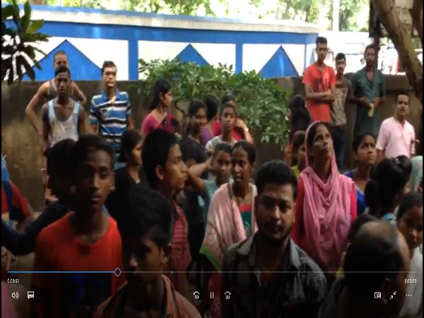 এ কেমন শাসন শহরের সরকারি স্কুলে এ কেমন শাসন শহরের সরকারি স্কুলে