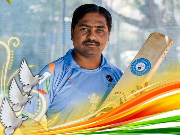 চেনেন এঁনাকে? জন্মান্ধ শেখর নায়েক হলেন ব্লাইন্ডদের ক্রিকেটে মহেন্দ্র সিং ধোনি চেনেন এঁনাকে? জন্মান্ধ শেখর নায়েক হলেন ব্লাইন্ডদের ক্রিকেটে মহেন্দ্র সিং ধোনি