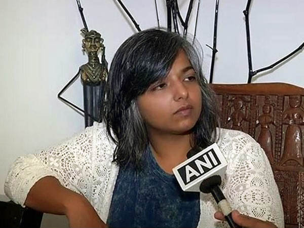বর্ণিকা হেনস্থাকাণ্ডে চাপে পড়ে সিসিটিভি ফুটেজ সংগ্রহ পুলিশের, কী বললেন বাবুল সুপ্রিয় বর্ণিকা হেনস্থাকাণ্ডে চাপে পড়ে সিসিটিভি ফুটেজ সংগ্রহ পুলিশের, কী বললেন বাবুল সুপ্রিয়
