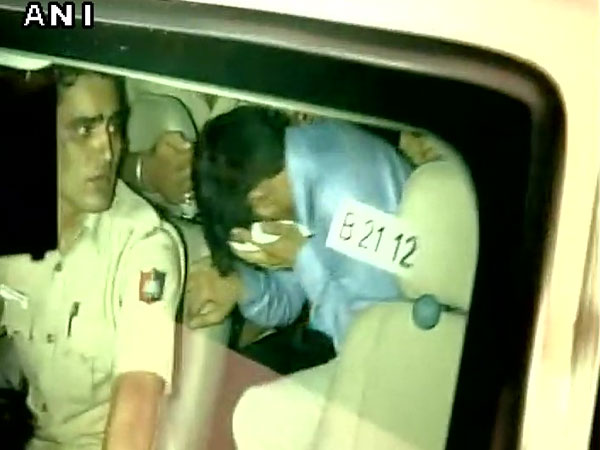বর্ণিকাকাণ্ডে পুলিশি জেরায় মুখ খুললেন ধৃত বিকাশ বরালা, জানালেন এই তথ্য বর্ণিকাকাণ্ডে পুলিশি জেরায় মুখ খুললেন ধৃত বিকাশ বরালা, জানালেন এই তথ্য