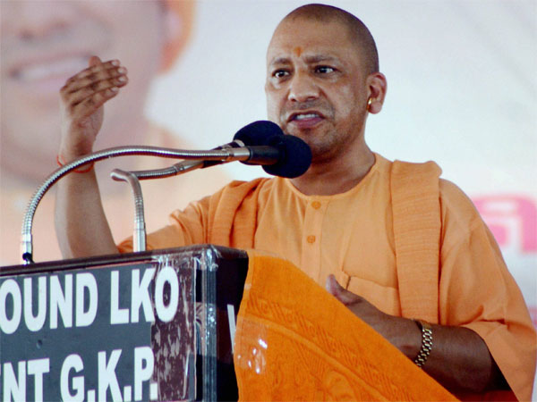 লখনউ-এ সরকারি হাসপাতালে শিশু মৃত্যু, বিতর্কিত মন্তব্য যো়গী আদিত্যনাথের লখনউ-এ সরকারি হাসপাতালে শিশু মৃত্যু, বিতর্কিত মন্তব্য যো়গী আদিত্যনাথের