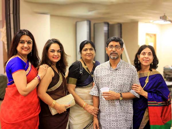 কলম্বাসের দেশে দুর্গাপুজো, নেই-নেই-এর মধ্যেও কিছু পাওয়া, প্রবাস জীবনে আঁকিবুকি কাটলেন শুভঙ্কর কলম্বাসের দেশে দুর্গাপুজো, নেই-নেই-এর মধ্যেও কিছু পাওয়া, প্রবাস জীবনে আঁকিবুকি কাটলেন শুভঙ্কর