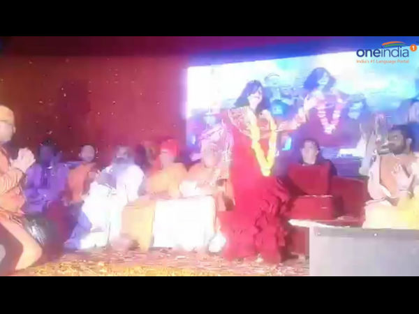 ৪