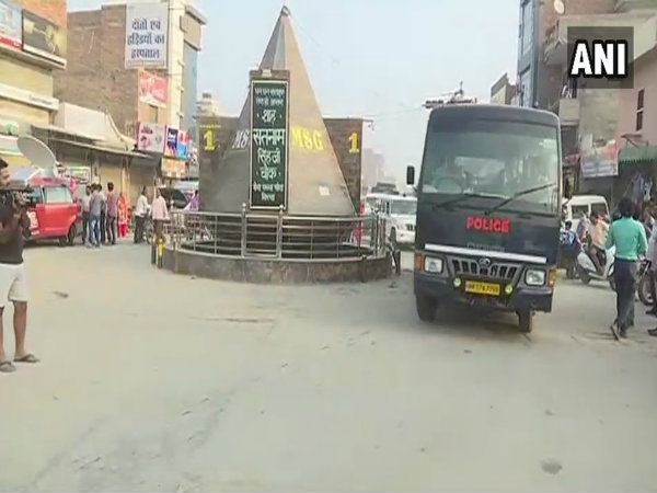 বম্ব স্কোয়াড