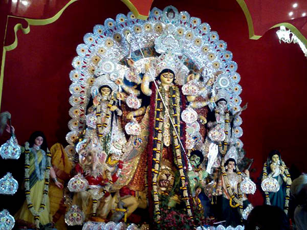 পুজোর সংখ্যাও অনেক