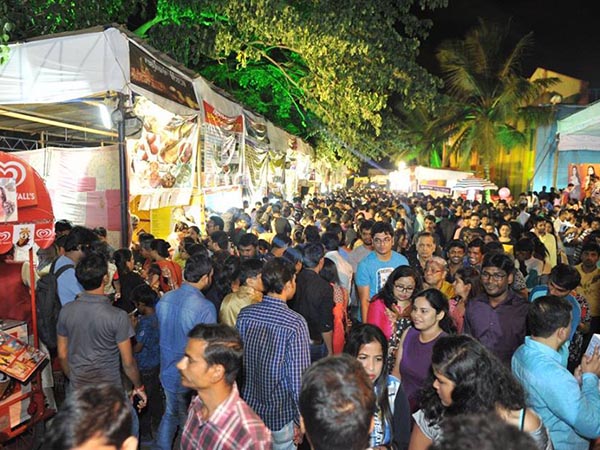 বিশেষ আকর্ষণ