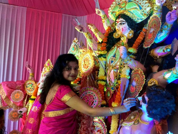 লোখান্ডওয়ালা থেকে নর্থ বম্বে জবরদস্ত পুজো