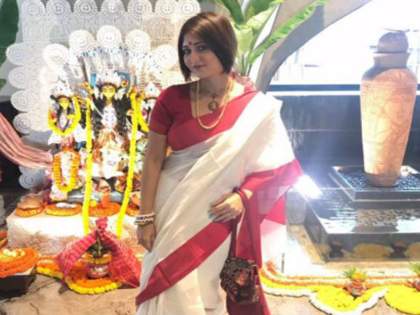 ট্র্যাডিশনাল স্বস্তিকা