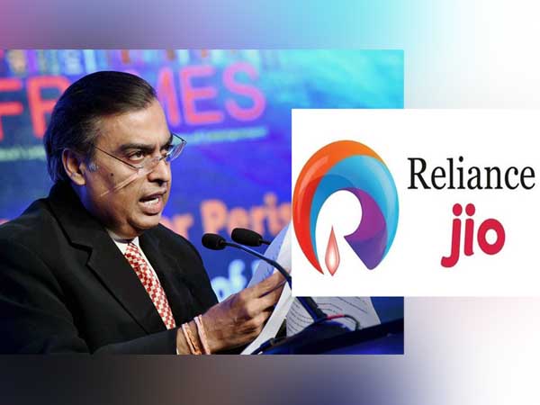 পুজোর মধ্যে সুখবর, একধাক্কায় ৫৭ শতাংশ কমতে চলেছে মোবাইল বিল পুজোর মধ্যে সুখবর, একধাক্কায় ৫৭ শতাংশ কমতে চলেছে মোবাইল বিল