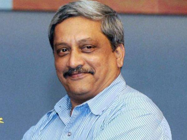মোদীর জন্মদিনে বছরে ১০০ ঘন্টা চাইলেন মনোহর পার্রিকর, কেন জানেন মোদীর জন্মদিনে বছরে ১০০ ঘন্টা চাইলেন মনোহর পার্রিকর, কেন জানেন