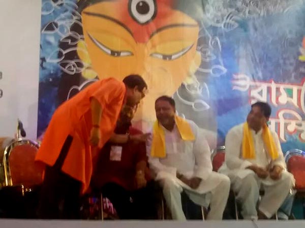 অবশেষে মুকুল বিসর্জন, তৃণমূল ছাড়ছেন প্রতিষ্ঠাতা মুকুল রায় অবশেষে মুকুল বিসর্জন, তৃণমূল ছাড়ছেন প্রতিষ্ঠাতা মুকুল রায়