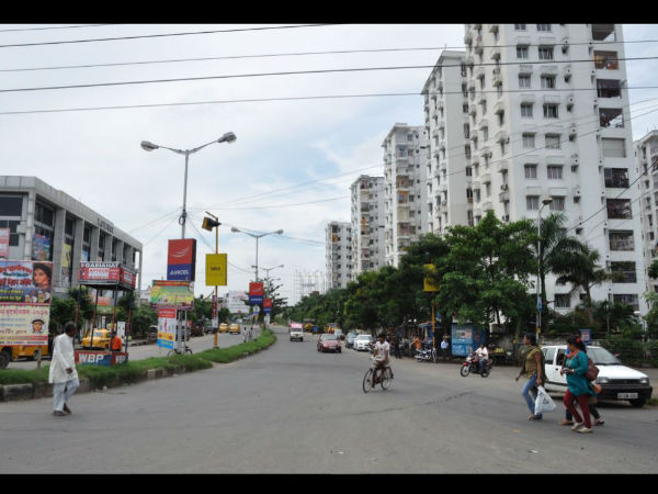 আনোয়ার শা ক্রসিং-এ গলায় ছুড়ি চালিয়ে আত্মহত্যার চেষ্টা যুবকের আনোয়ার শা ক্রসিং-এ গলায় ছুড়ি চালিয়ে আত্মহত্যার চেষ্টা যুবকের