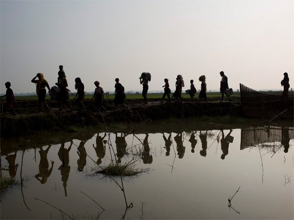 রোহিঙ্গা সমস্যার জের, মায়ানমারের সঙ্গে সীমান্ত চুক্তি পর্যালোচনার সিদ্ধান্ত ভারতের রোহিঙ্গা সমস্যার জের, মায়ানমারের সঙ্গে সীমান্ত চুক্তি পর্যালোচনার সিদ্ধান্ত ভারতের