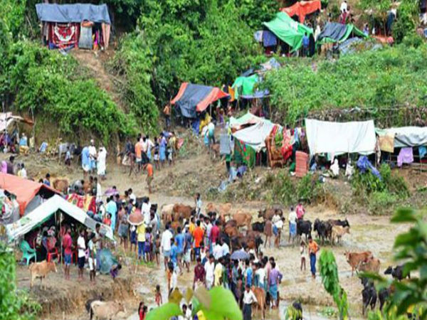 এই কারণে রোহিঙ্গাদের ত্রাণ বন্ধের হুমকি বাংলাদেশ প্রশাসনের এই কারণে রোহিঙ্গাদের ত্রাণ বন্ধের হুমকি বাংলাদেশ প্রশাসনের