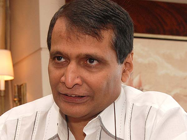 বিদায়বেলায় আবেগপ্রবণ সুরেশ প্রভু, রেল পরিবারকে বার্তা বিদায়বেলায় আবেগপ্রবণ সুরেশ প্রভু, রেল পরিবারকে বার্তা