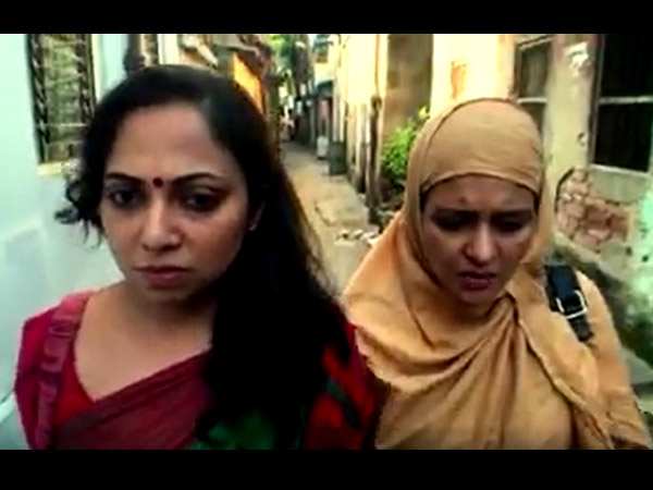 প্রথম বাংলা মোবাইল ফিচার ফিল্ম 'দুর্গা আসছে', মুক্তি পেল ট্রেলার প্রথম বাংলা মোবাইল ফিচার ফিল্ম 'দুর্গা আসছে', মুক্তি পেল ট্রেলার