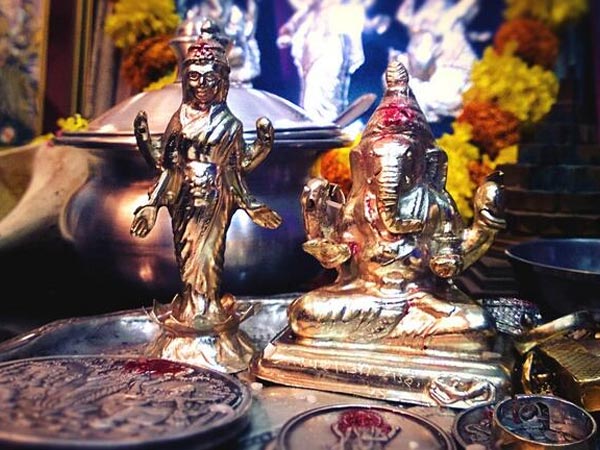 ১৭ অক্টোবর ধনতেরস