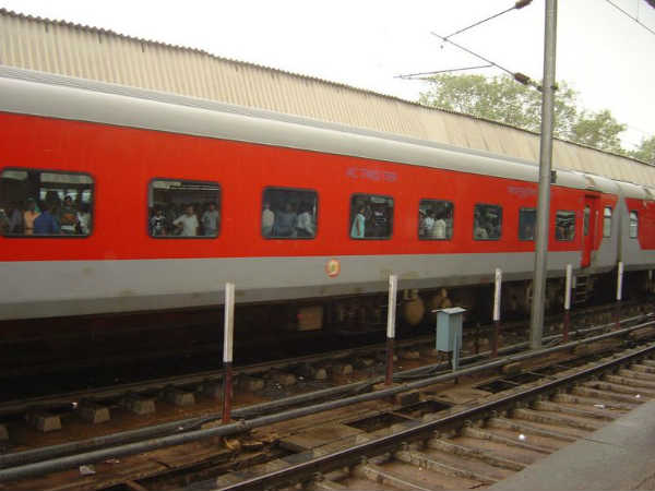 ১৪ ঘণ্টায় পৌঁছে যাবে গন্তব্যে