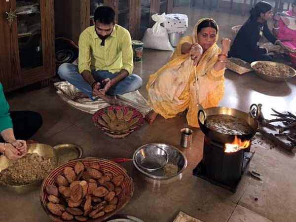 লালুর পরিবারের রীতি