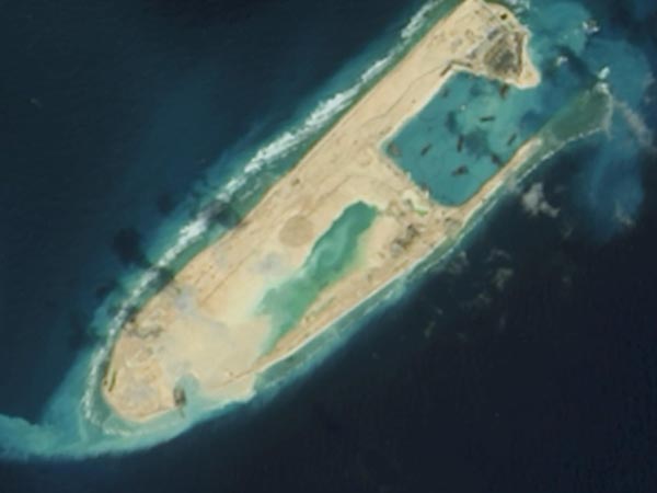 'সোনার খনি' দক্ষিণ চিন সাগর